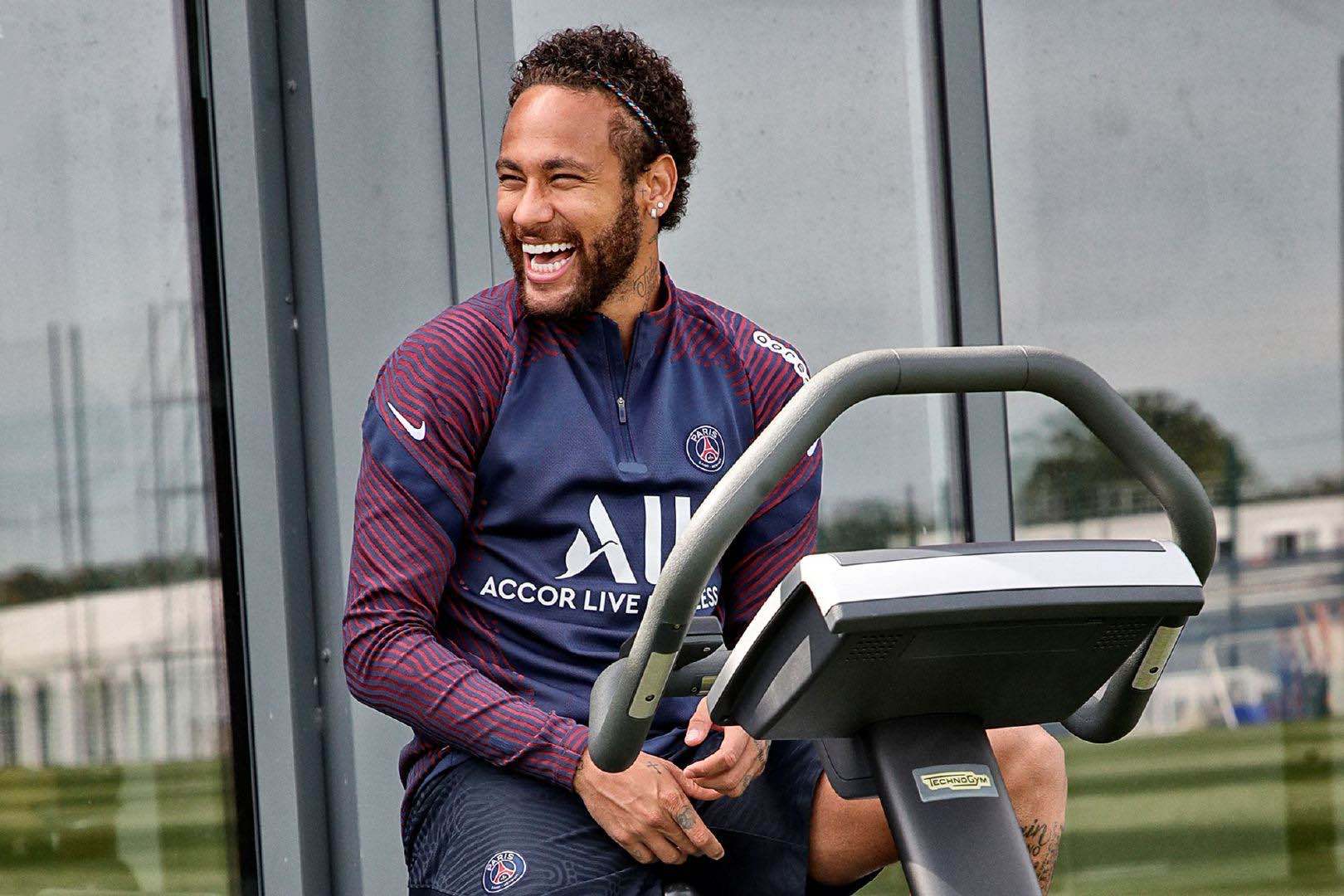 包含今晚法国杯传出新动向;上海申花门线救险;管理层表态——气氛紧张;轮换策略成焦点的词条 包含今晚法国杯传出新动向;上海申花门线救险;管理层表态——气氛紧张;轮换策略成焦点的词条